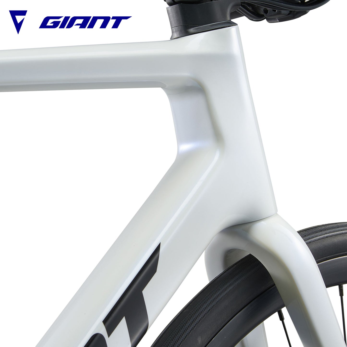 Giant TCR Advanced 2 KOM Advanced-Grade Composite Road, Race Bike Shimano 105 - Illusion White
