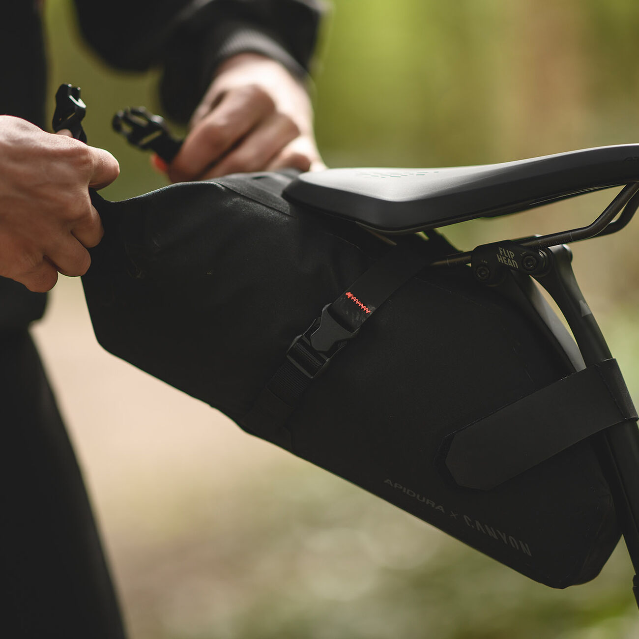 Apidura X Canyon Saddle Pack