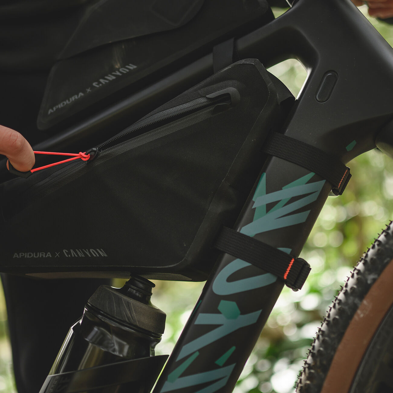 Apidura X Canyon Frame Pack