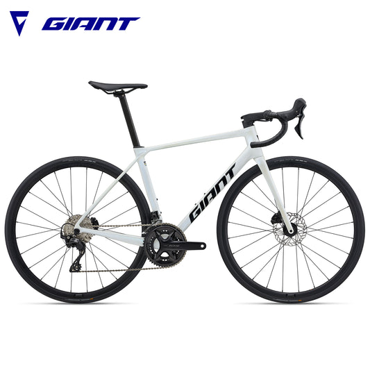 Giant TCR Advanced 2 KOM Advanced-Grade Composite Road, Race Bike Shimano 105 - Illusion White