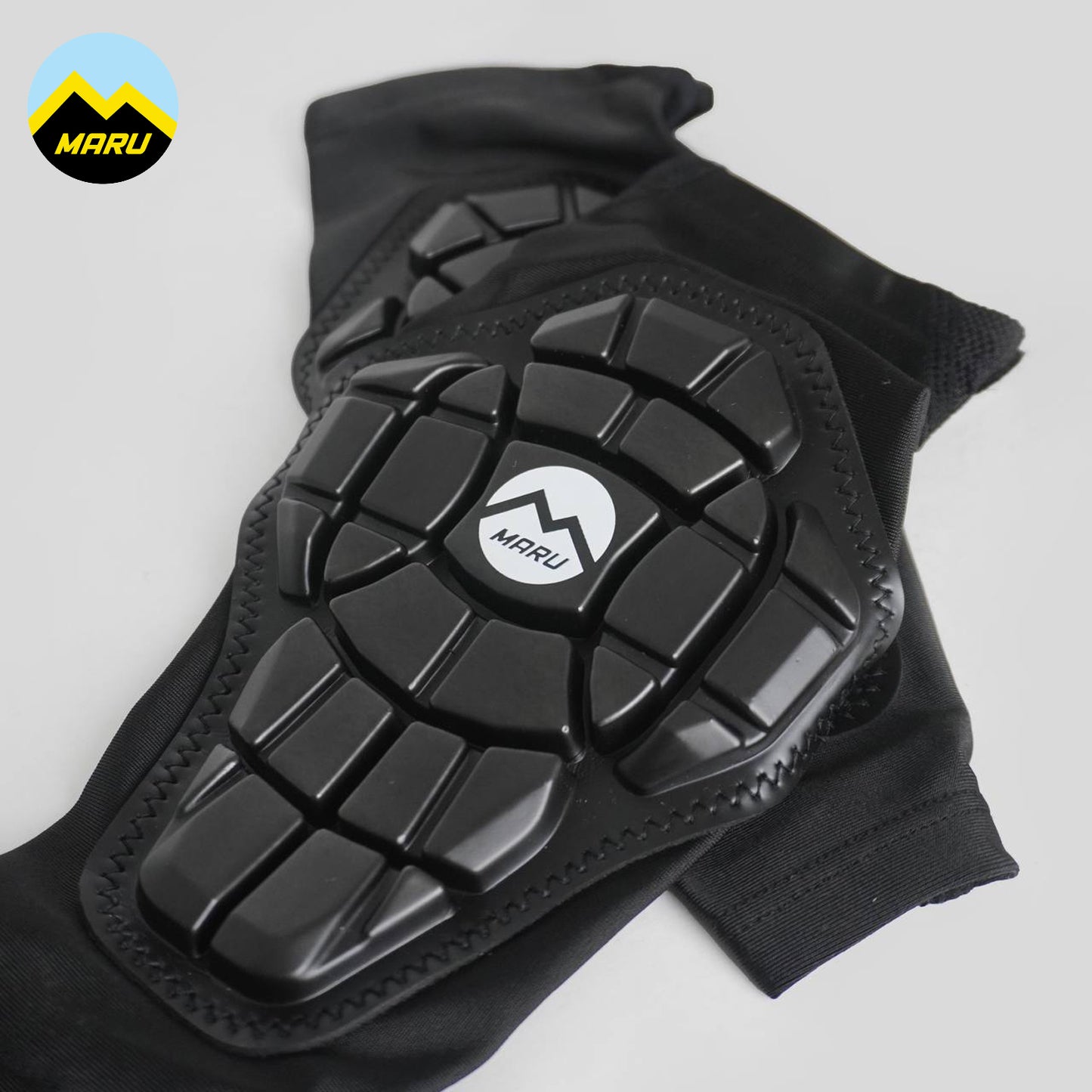 Maru Elbow Pads - Black