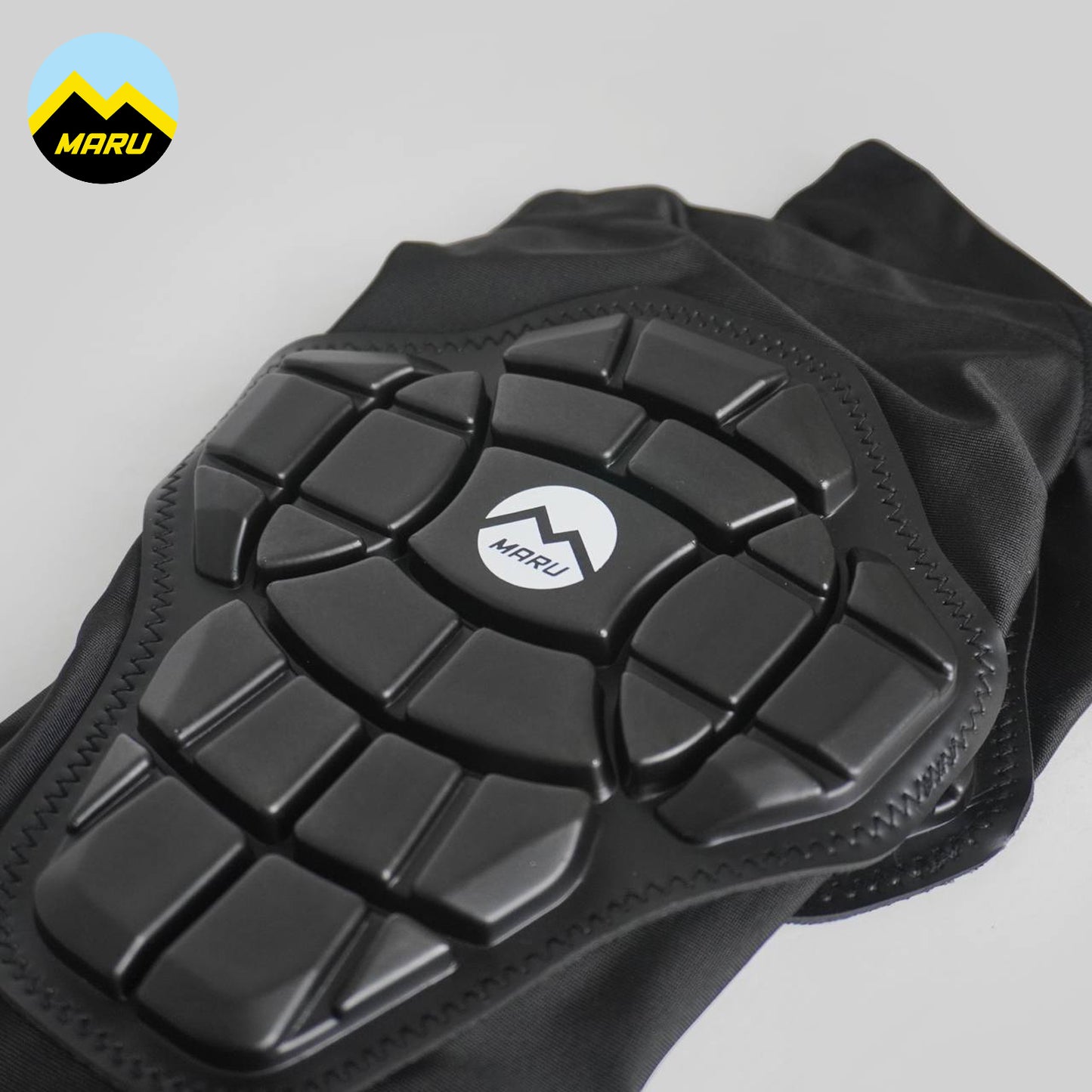 Maru Knee Pads - Black