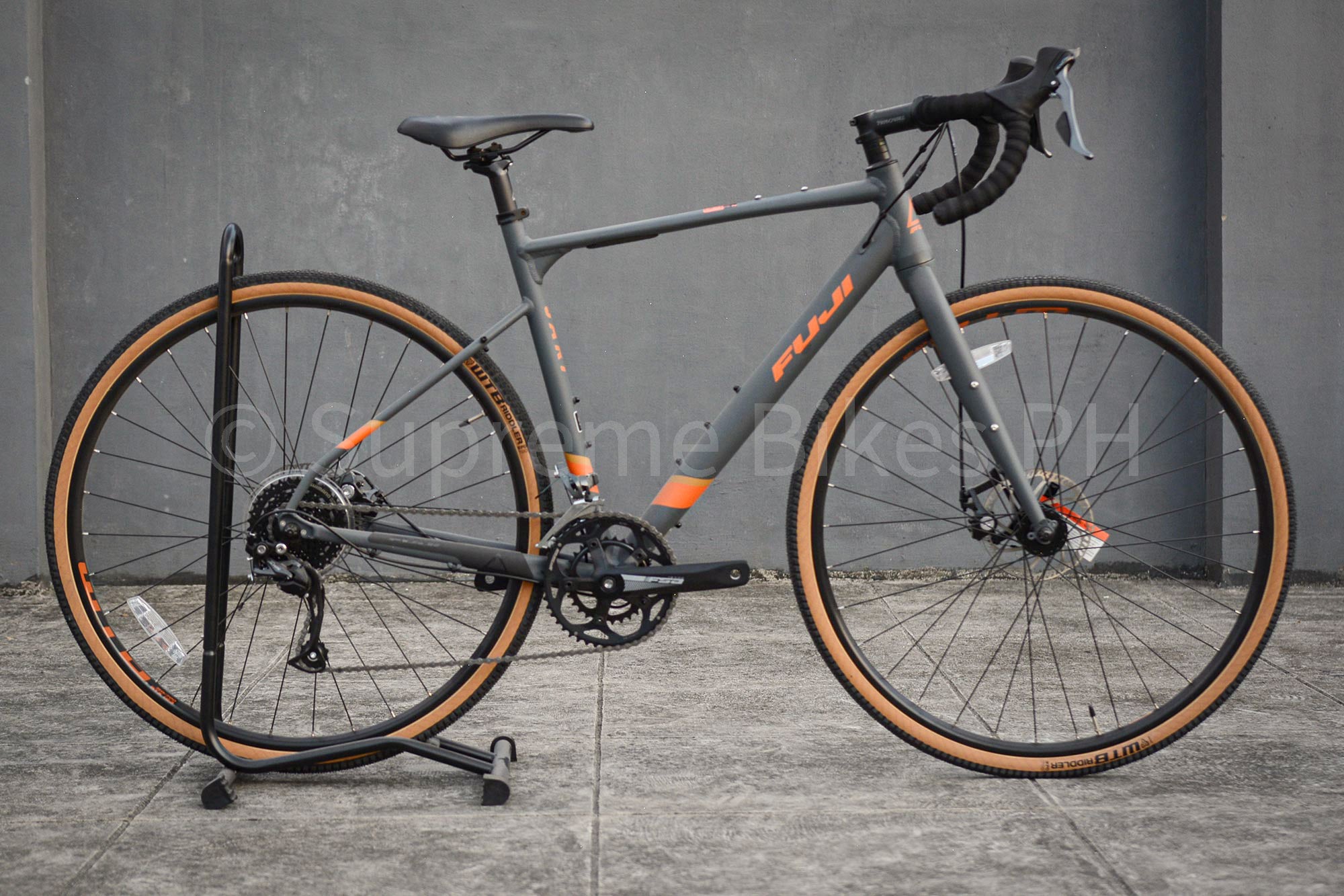 Fuji jari gravel clearance bike