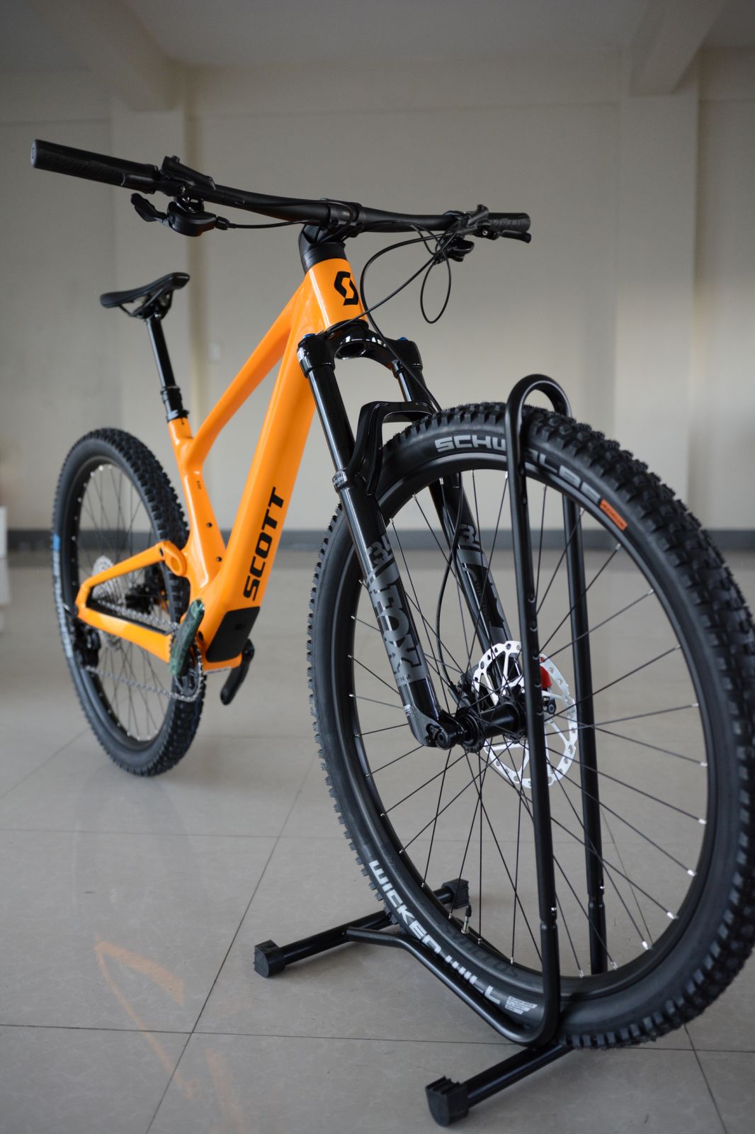 Scott Spark 930 All-Mountain / Trail Bike Carbon-Alloy 29er - Orange